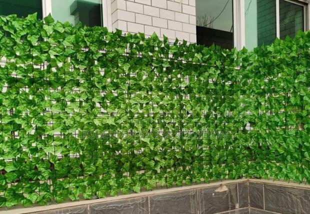 Leafy Privacy Screen -Privacy Meets Beauty - main view