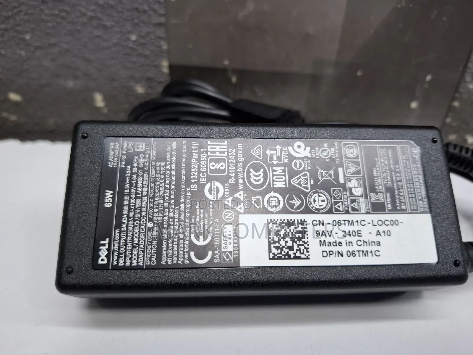 Ex Uk Original Dell 65 Watts Ac Adapter 19.5v 3.34a 7.4mm X 5.0mm