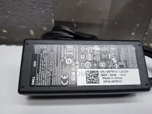 Ex Uk Original Dell 65 Watts Ac Adapter 19.5v 3.34a 7.4mm X 5.0mm