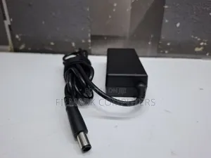 Ex Uk Original Dell 65 Watts Ac Adapter 19.5v 3.34a 7.4mm X 5.0mm