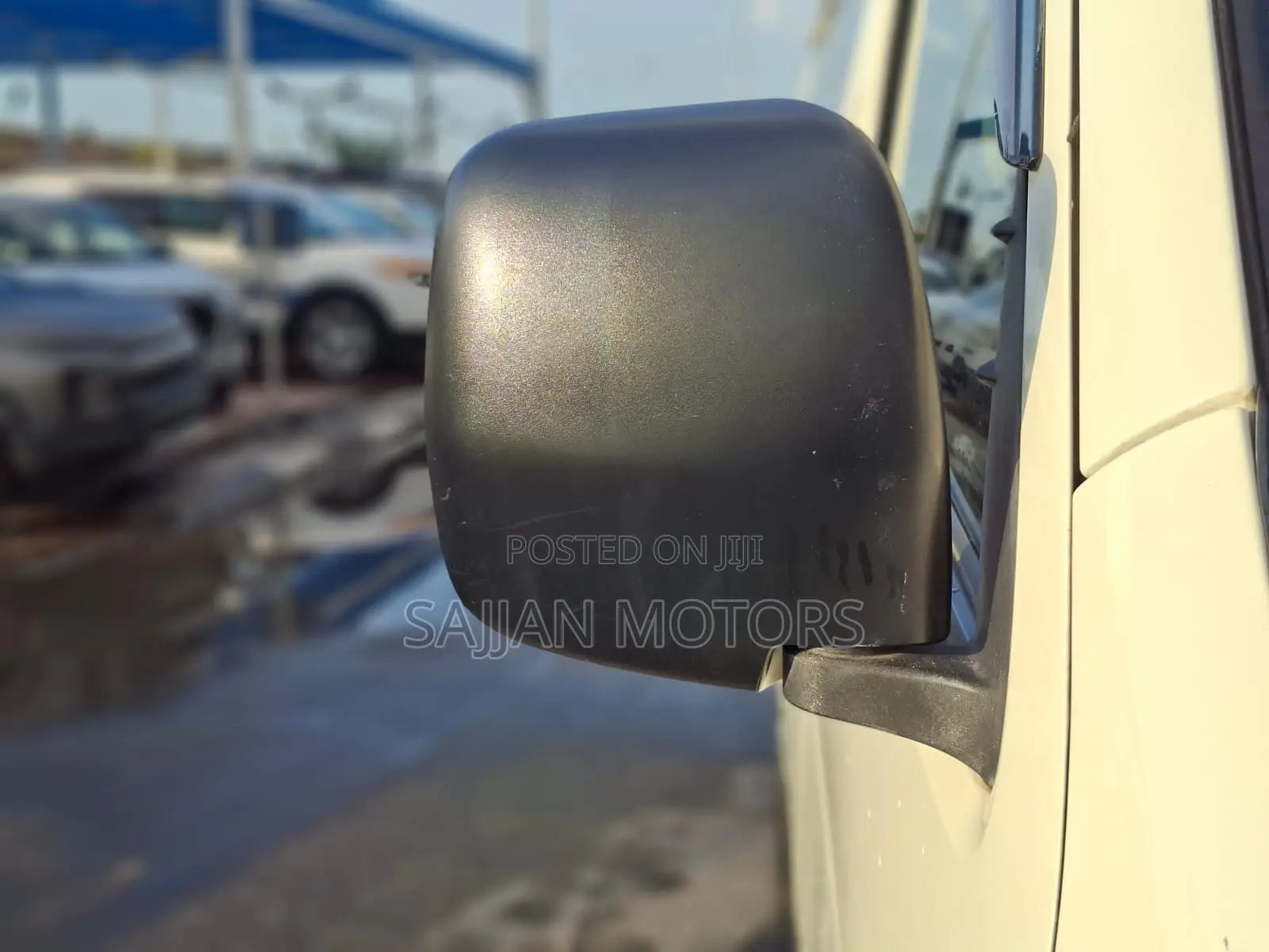 Toyota HiAce 2019 White
