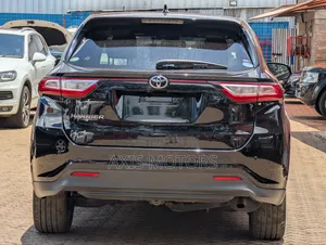 Toyota Harrier 2.0 2019 Black