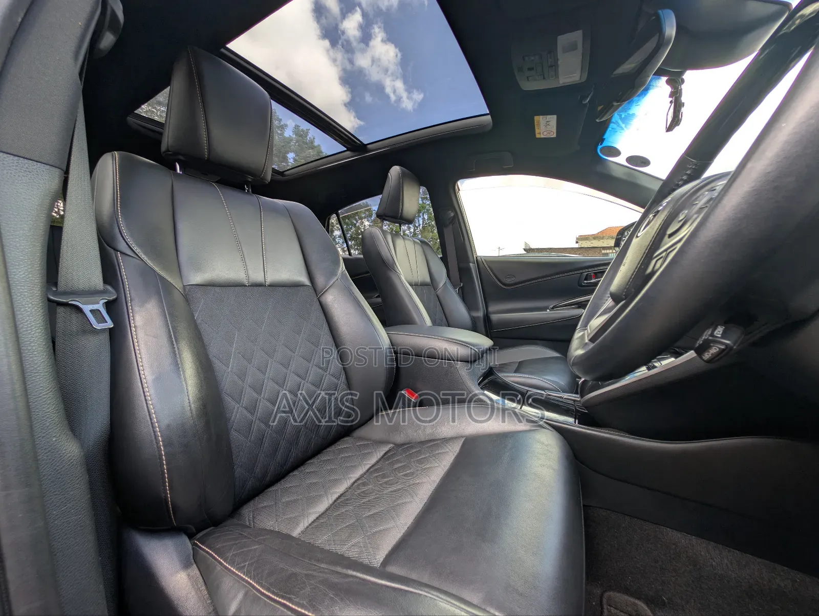 Toyota Harrier 2.0 2019 Black