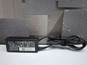 Ex Uk Original Dell 65 Watts 19.5v 3.34a Small Pin Charger 4.5mm