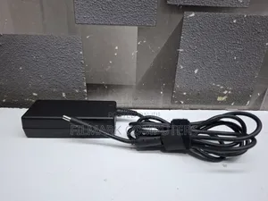 Ex Uk Original Dell 65 Watts 19.5v 3.34a Small Pin Charger 4.5mm