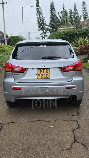 Mitsubishi RVR 2.0 2012 Silver