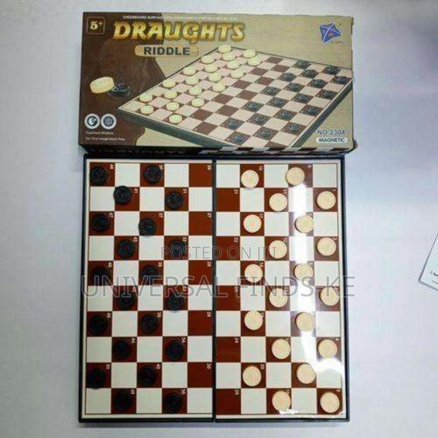 A Large Draught / Checkers