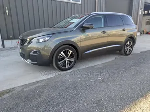Peugeot 5008 1.6 PureTech 180 2019 Gray
