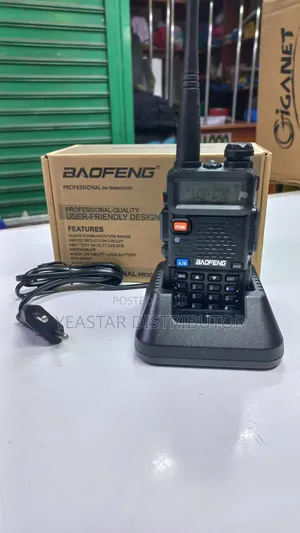Baofeng Walkie Talkie 5 Km