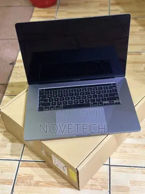 Laptop Apple MacBook Pro 2019 16GB Intel Core i9 SSD 1T