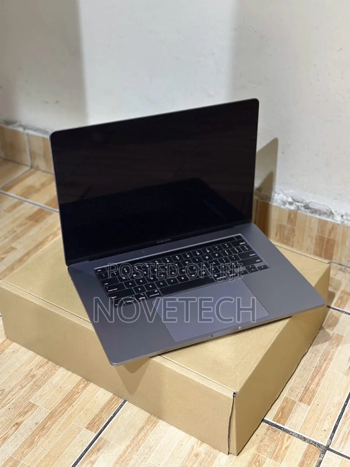 Laptop Apple MacBook Pro 2019 16GB Intel Core i9 SSD 1T
