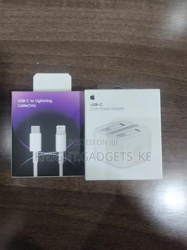 Apple 25watts Adapter Plus Usb C to Lightning Cable Bundle. - thumbnail 2