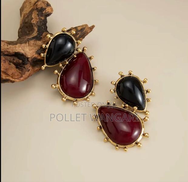 Hypoallergenic Earrings - thumbnail 3