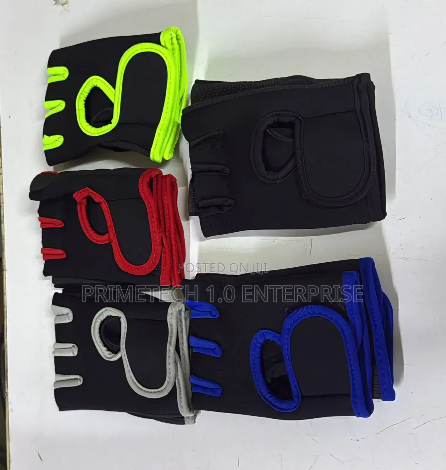 Black Gym Gloves