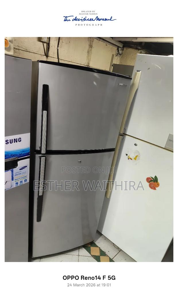 Super Clean Silver Like Fridge