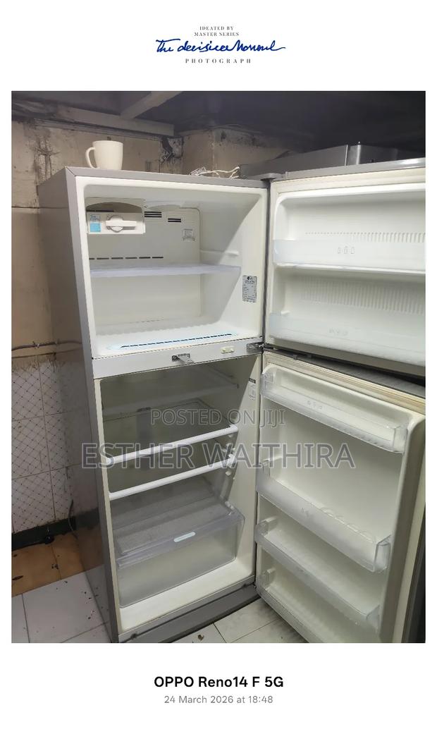 Very Clean Lg Double Doors Fridge - thumbnail 3