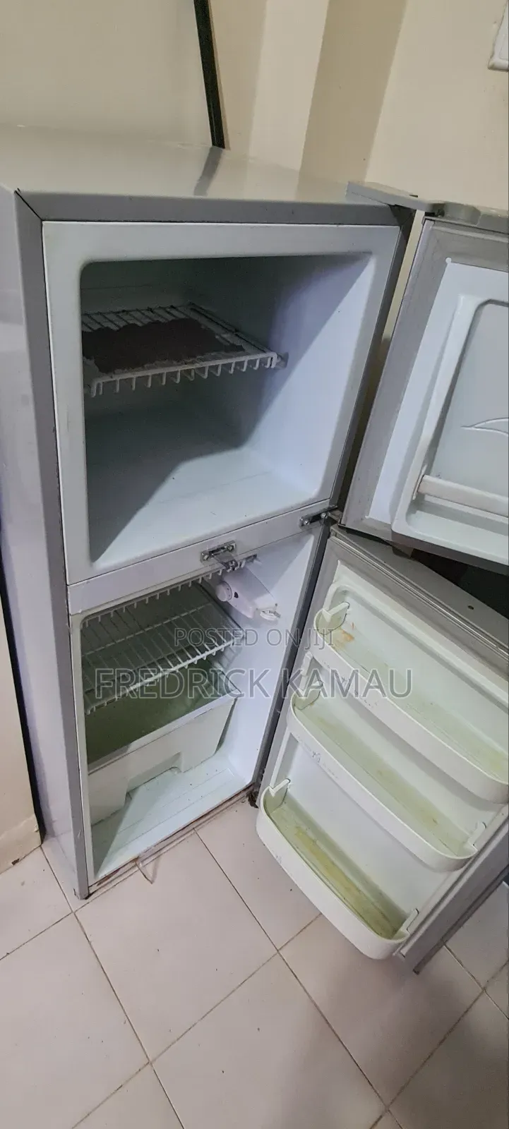 Fridge in Perfect Working Condition for Sale