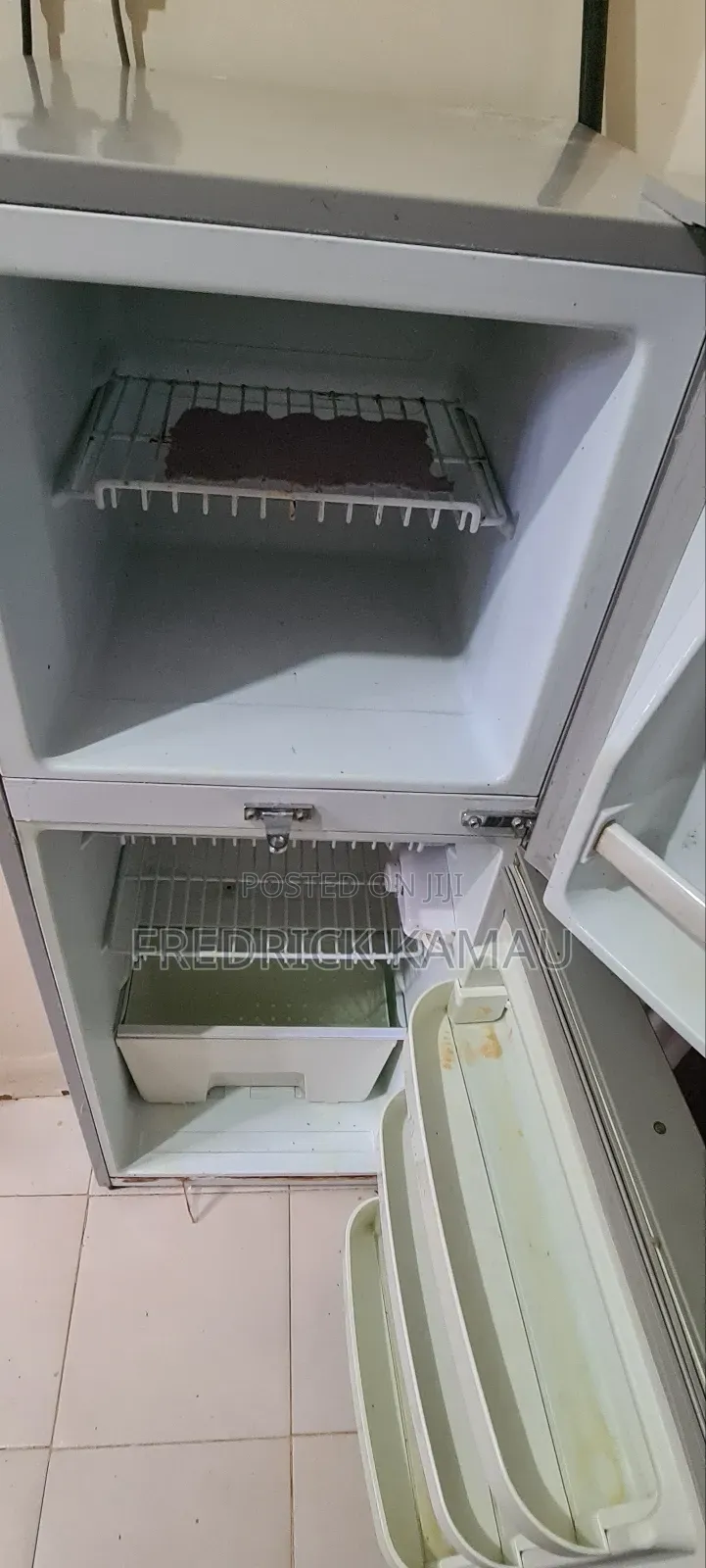 Fridge in Perfect Working Condition for Sale