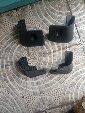 Mudflaps Axio / Fielder 2013,2016