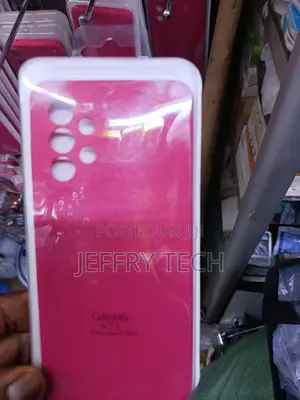 Fekra Samsung Galaxy A73 Liquid Silicone Case With Fur Lined Interior
