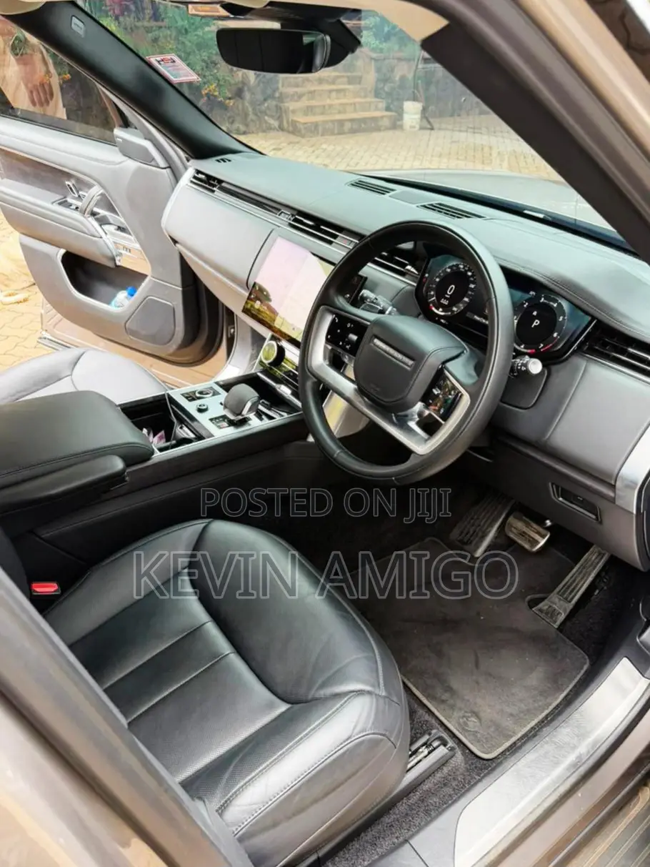 Land Rover Range Rover Vogue 2022 Silver