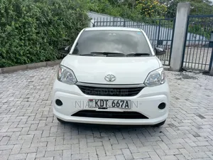 Toyota Passo 2019 White