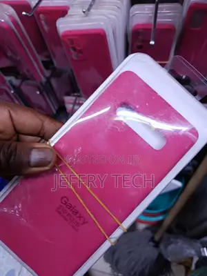 Liasy Samsung Galaxy S10+ Liquid Silicone Case With Cloth Lining