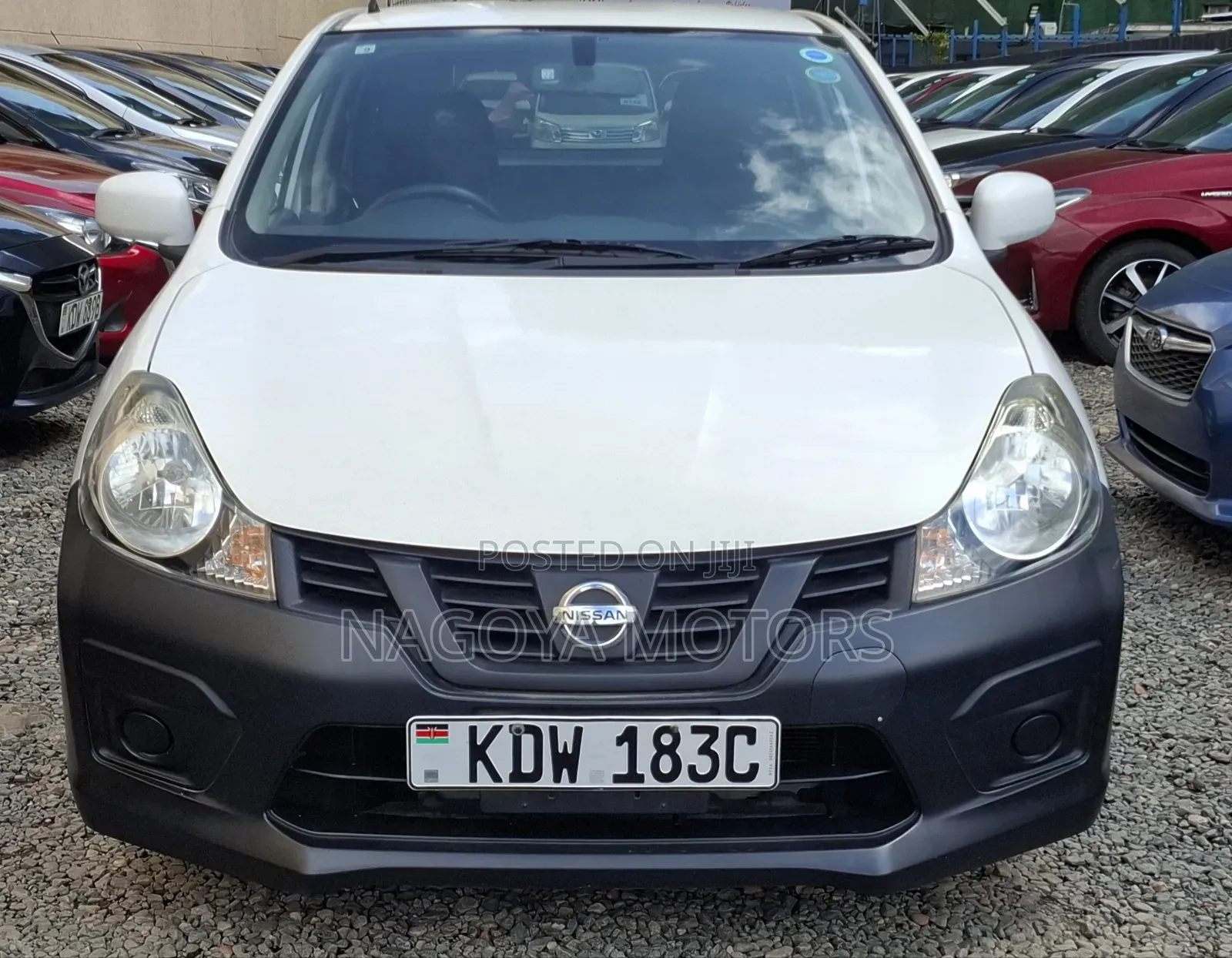 Nissan Advan 2018 White