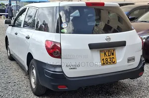 Nissan Advan 2018 White