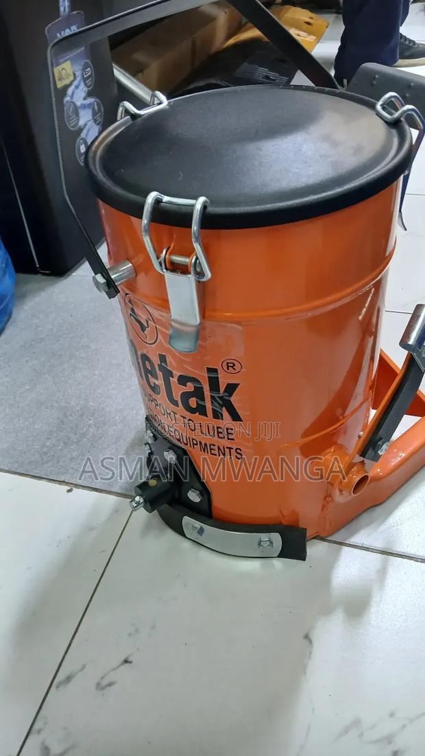 Lubricating Pump 10kgs