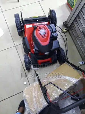 Honda Lawn Mower Machine
