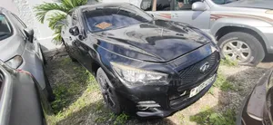 Nissan Skyline 2017 Black