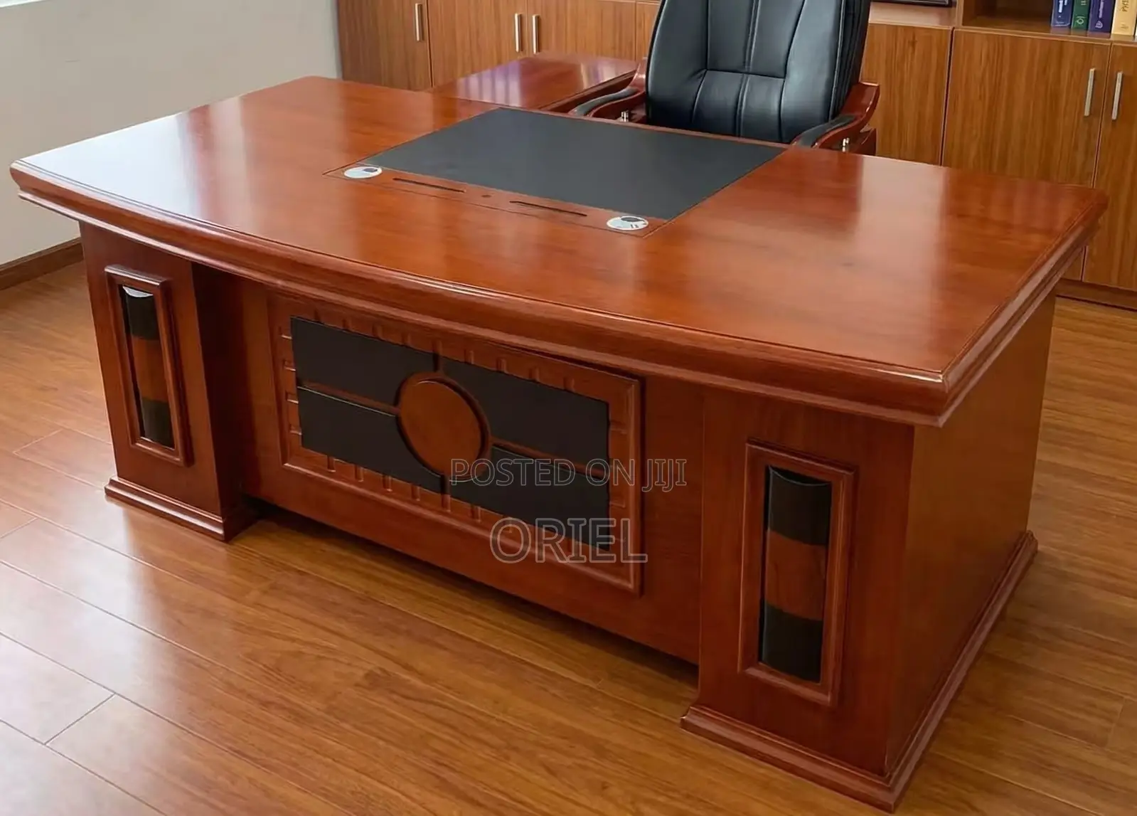 Office Desk : L-Shaped Mahogany Office Executive Desk