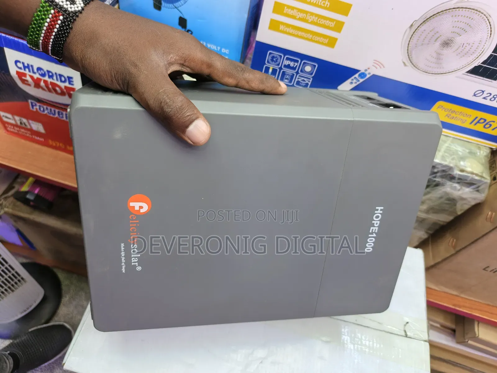 Felicity Lithium Battery All-in-One Portable Solar Power Station 1kvh