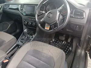 Volkswagen Golf 2018 Gray