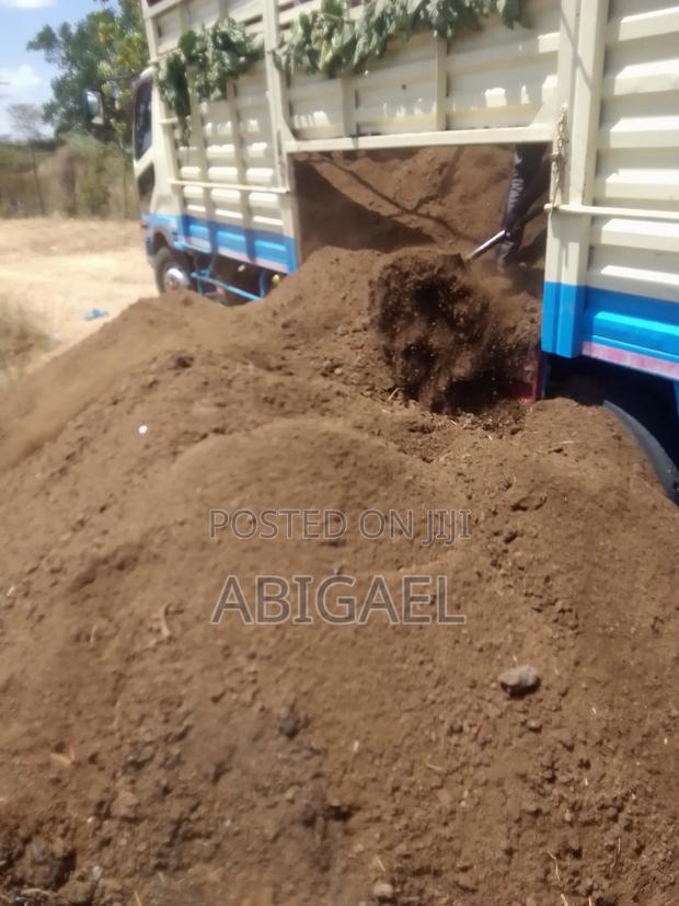 Manure/Fertilizer - thumbnail 2