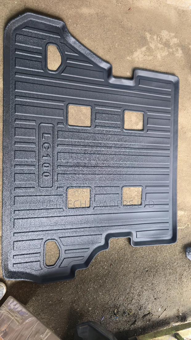 Landcruiser 100 Series Boot Mat