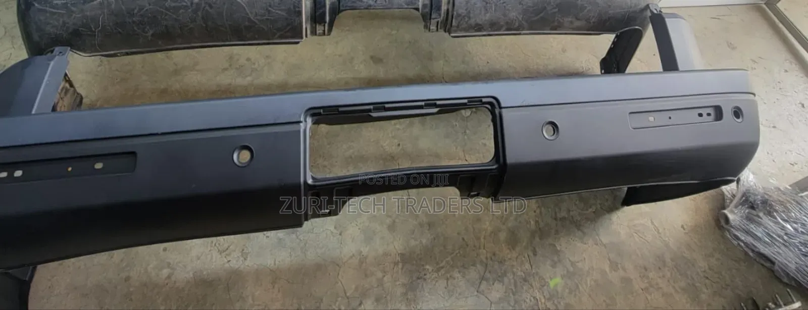 Discovery 4 Rear Bumper