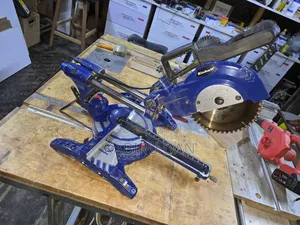 Compound Sliding Mitre Saw