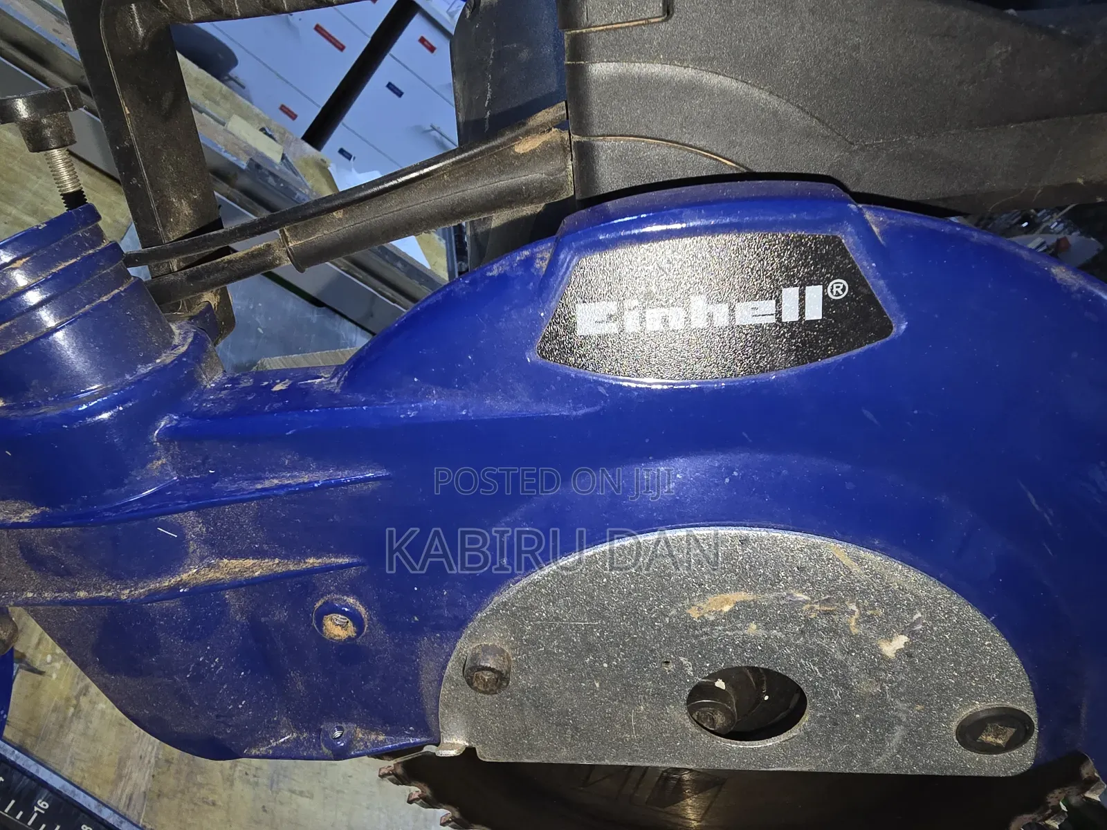 Compound Sliding Mitre Saw