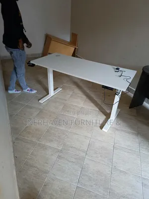 Electric Desk for Flexible Sitting Standing