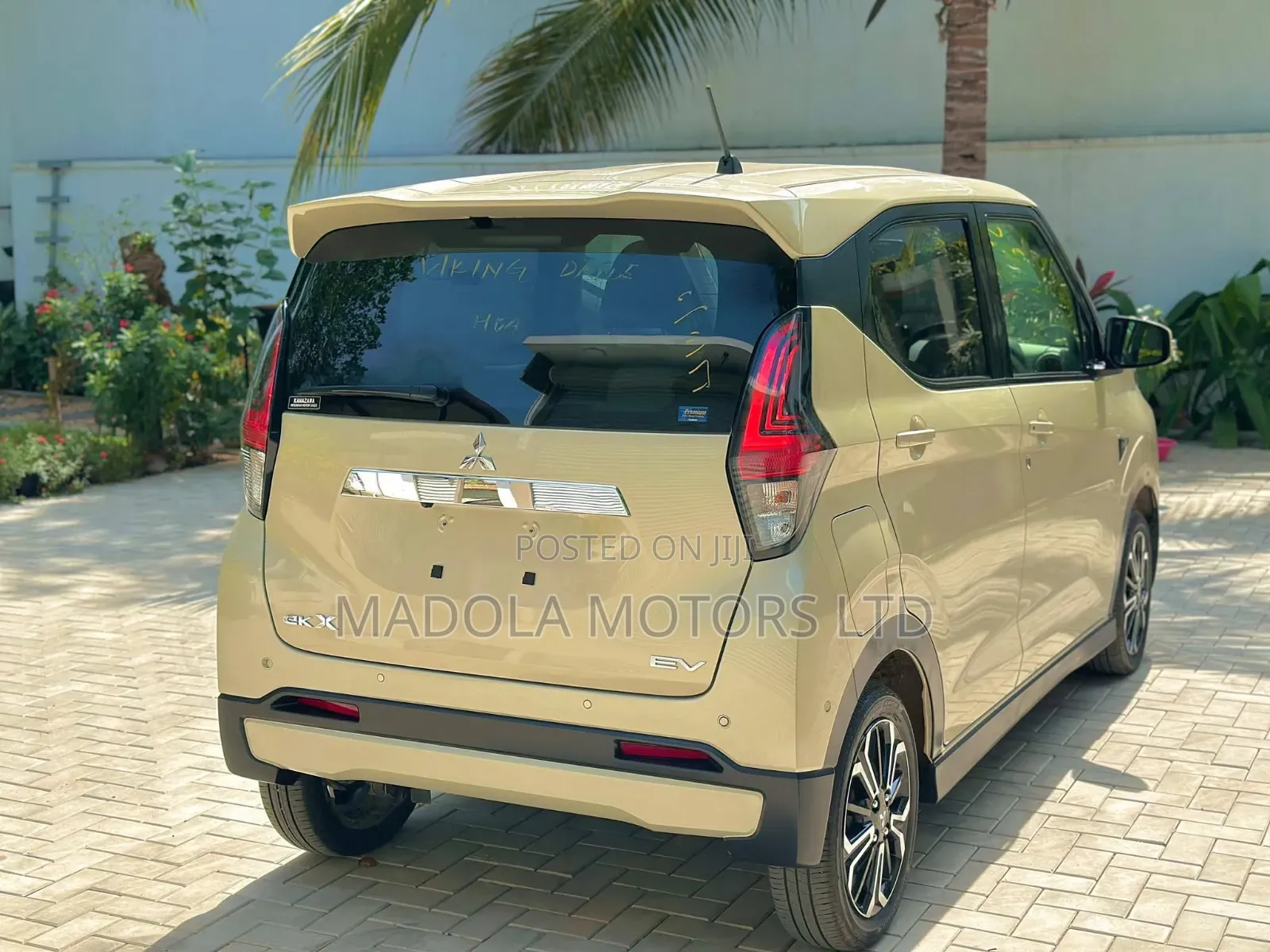 Mitsubishi EK 2020 Gold