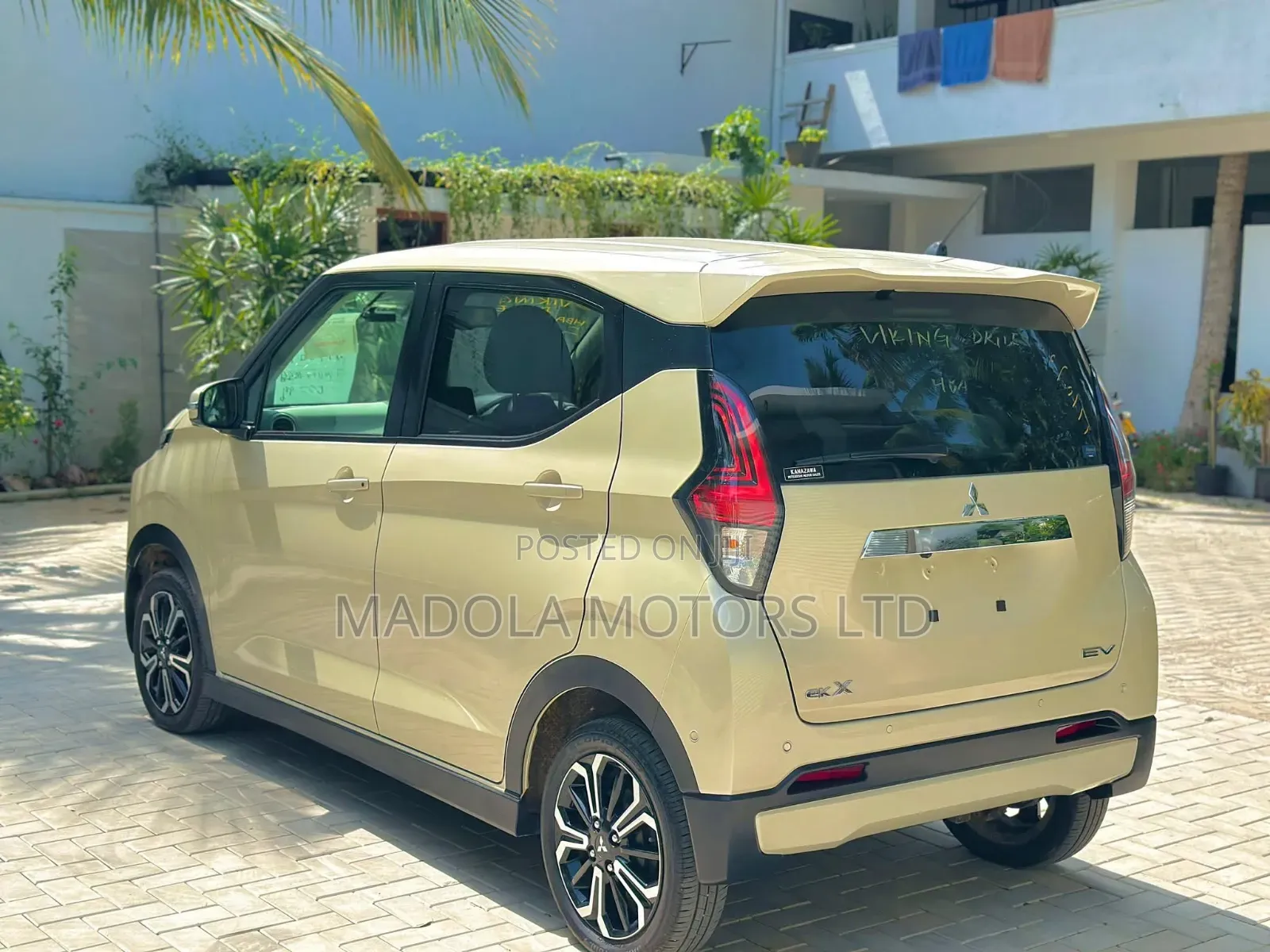 Mitsubishi EK 2020 Gold