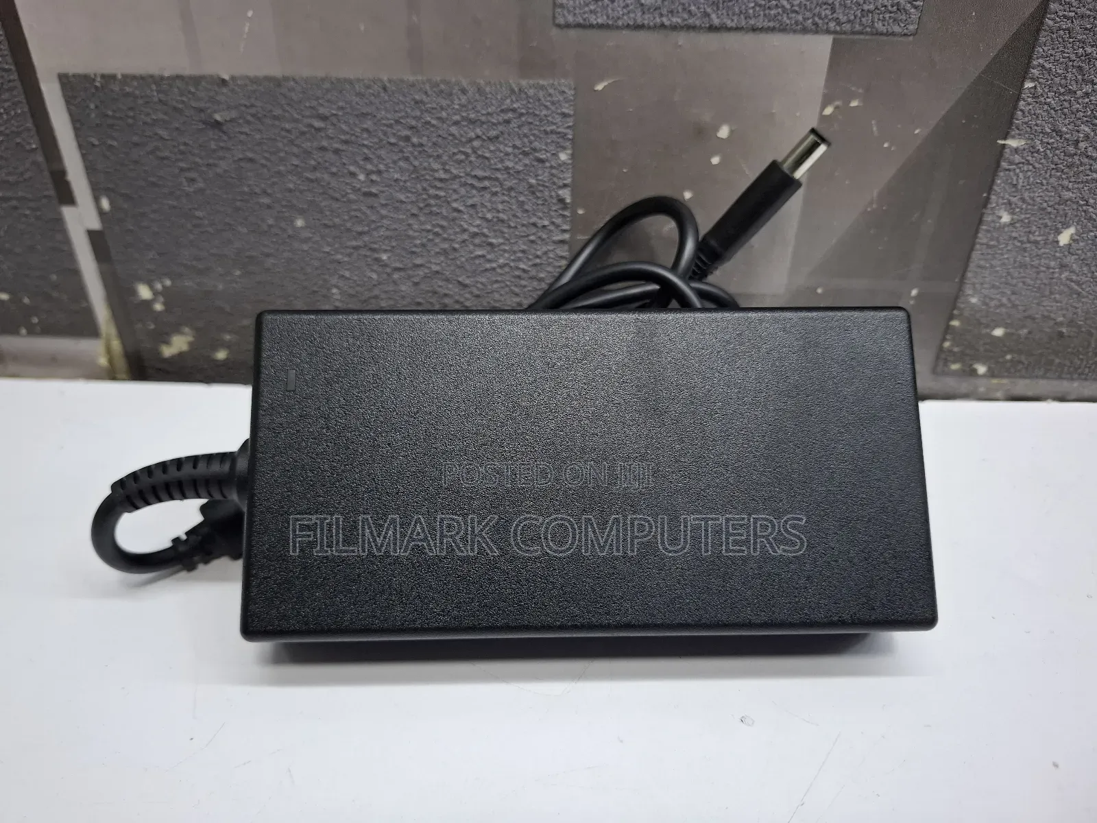 Ex Uk Original Dell 180w 19.5v 9.23a 7.4 X 5.0 Slim Design Ac Adapter