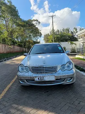 Mercedes-Benz C230 2005 Silver