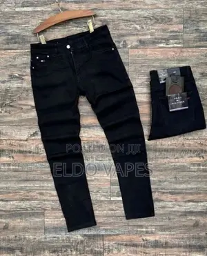 Black Plain Denim Jeans - Men