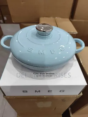 26cm Smeg Casserole Cast Iron