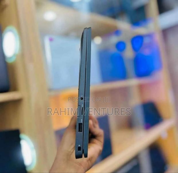 Laptop Dell Latitude 7400 8GB Intel Core i7 SSD 256GB - thumbnail 2
