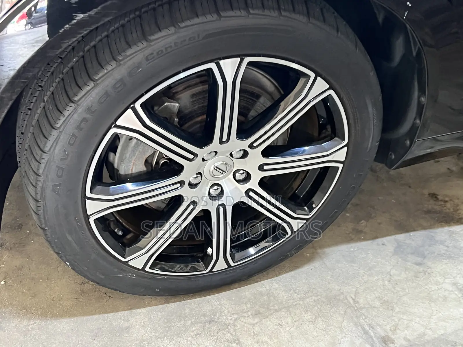 Volvo XC60 2019 Black