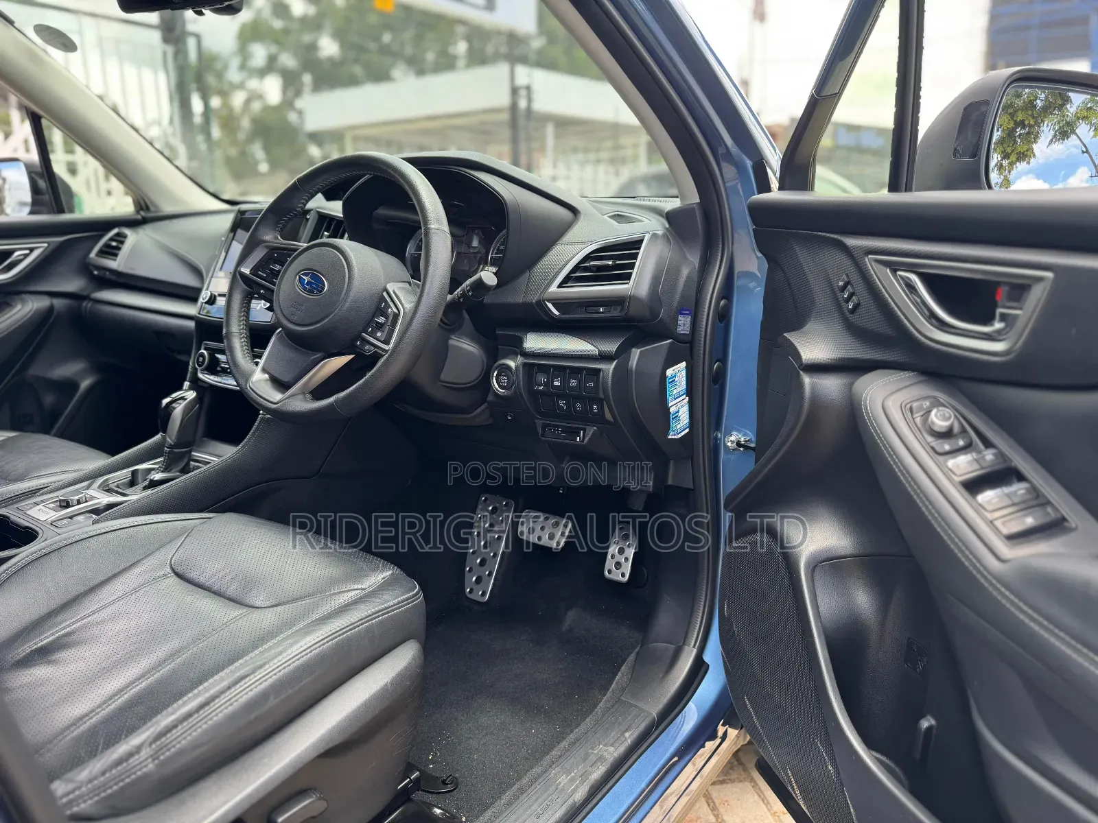 Subaru Forester Premium AWD 2019 Blue